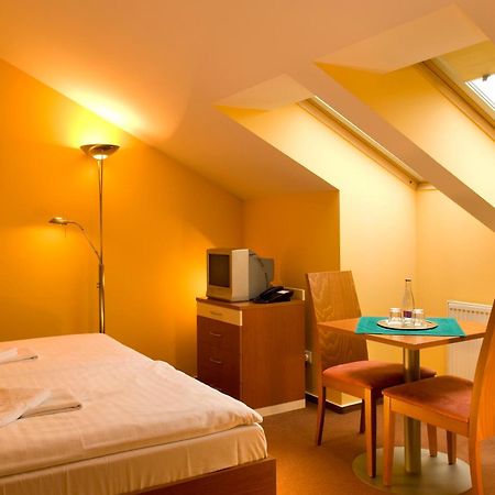 Penzion Franko Hotel Zvolen Room photo