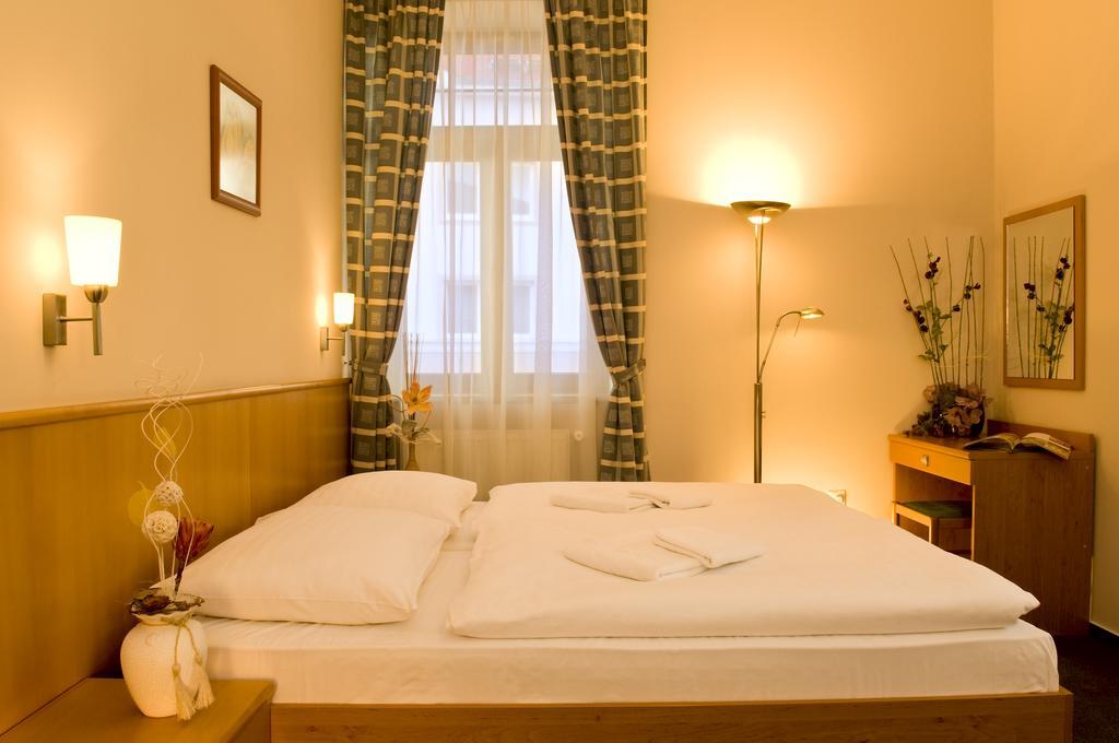 Penzion Franko Zvolen Room photo